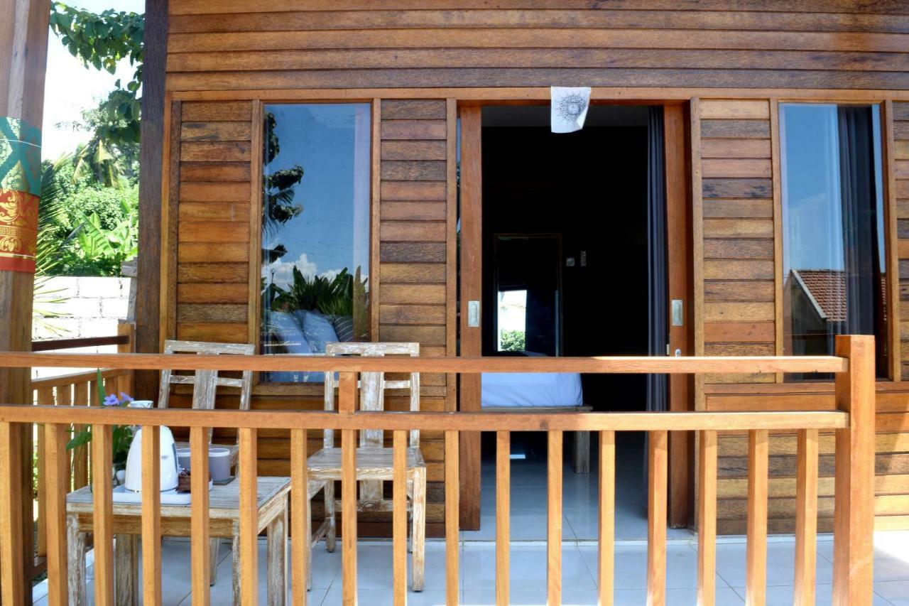 Adara Beach Huts Batununggul Exteriör bild